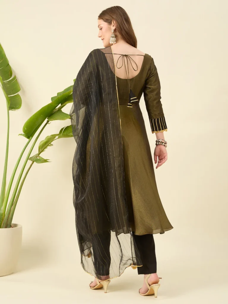 Mehadi Green Kurta Set